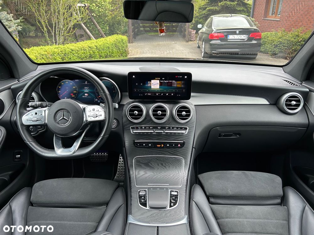 Mercedes-Benz GLC 300 de 4Matic 9G-TRONIC AMG Line Plus - 27