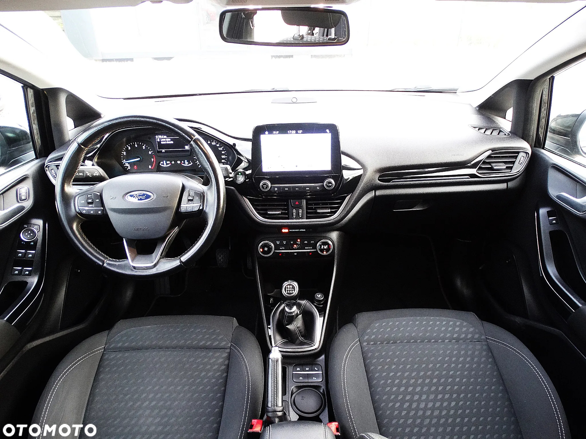 Ford Fiesta 1.0 EcoBoost Start-Stop Titanium - 20