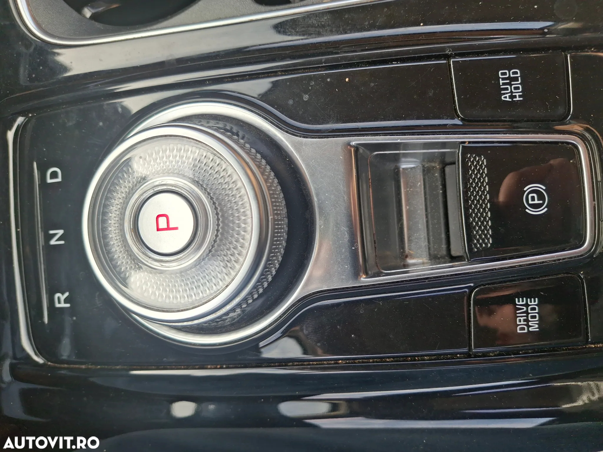 Kia Carnival - 29