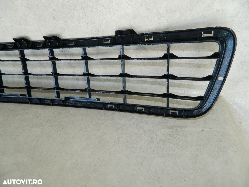 Grila intre proiectoare, Fiat Punto facelift, 2003, 2004, 2005, 2006,, 735320216 - 3