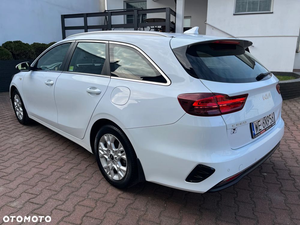 Kia Ceed 1.5 T-GDI M - 6