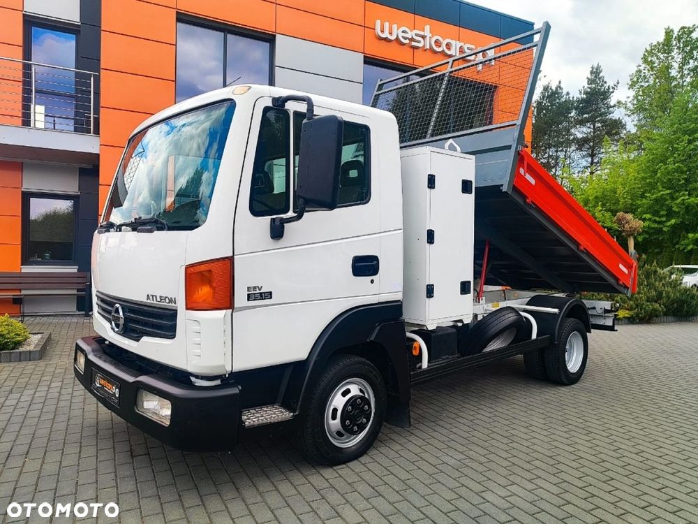 Nissan Atleon - 1