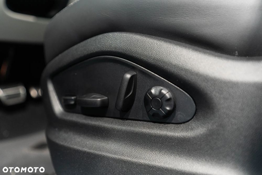 Porsche Cayenne S E-Hybrid PHEV Black Edition - 32
