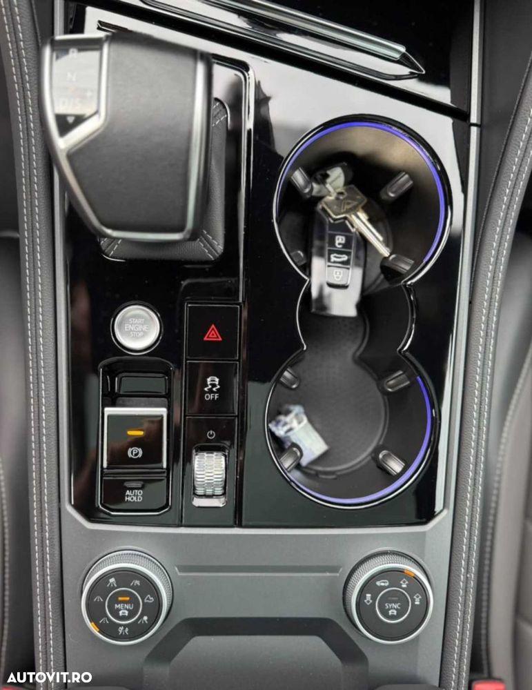 Volkswagen Touareg 3.0 V6 TDI SCR 4Motion Automatik R-Line - 27