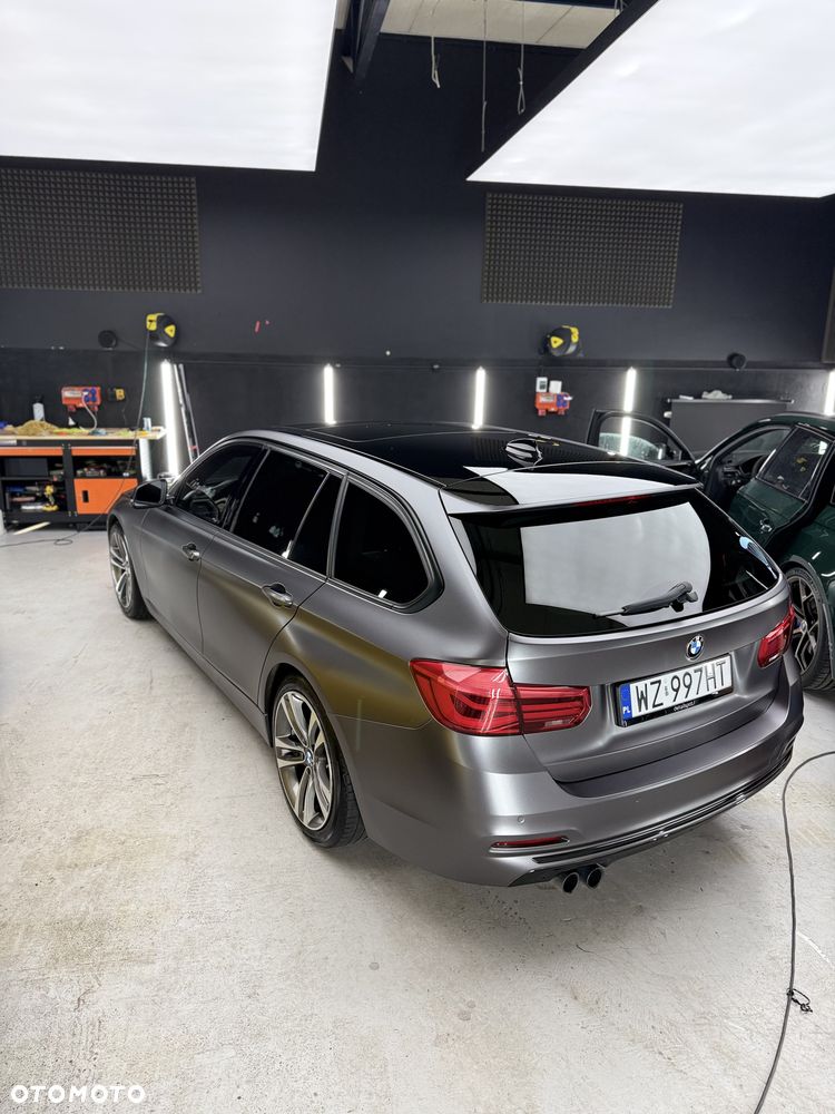 BMW Seria 3 320d Sport Line - 1