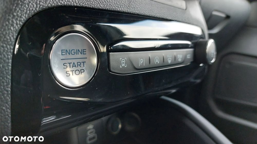 Ford Kuga 2.5 FHEV FWD ST-Line eCVT - 9