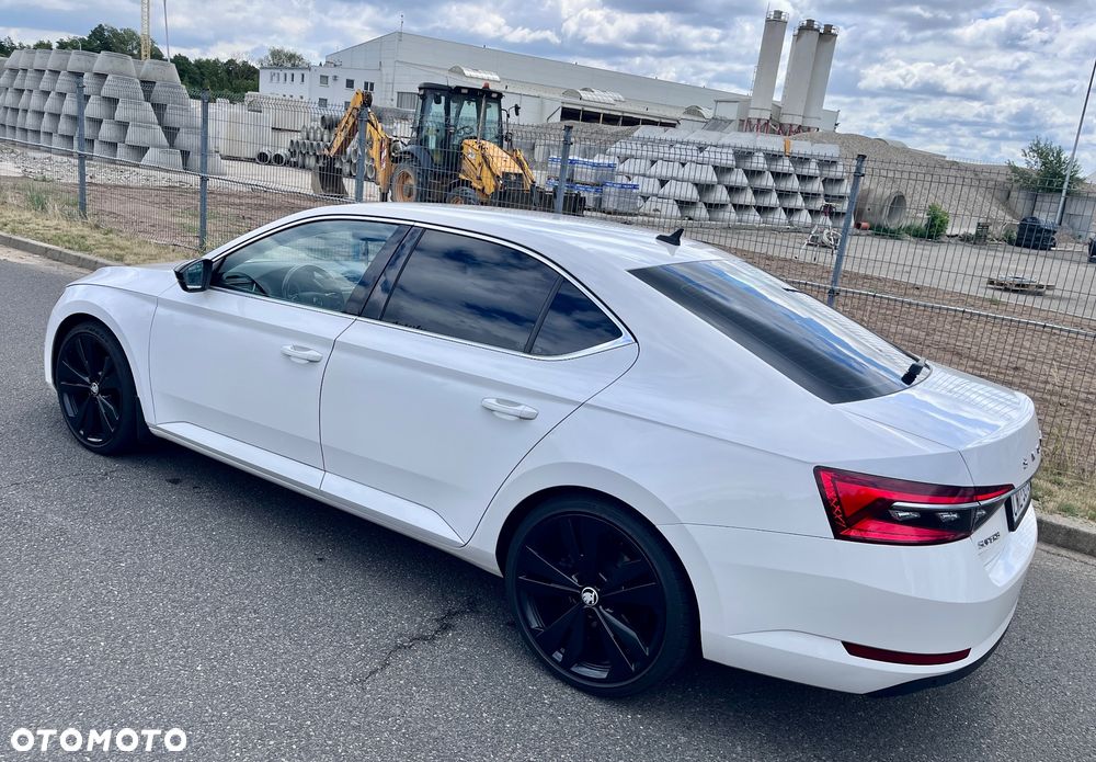 Skoda Superb 2.0 TDI Style DSG7 - 12