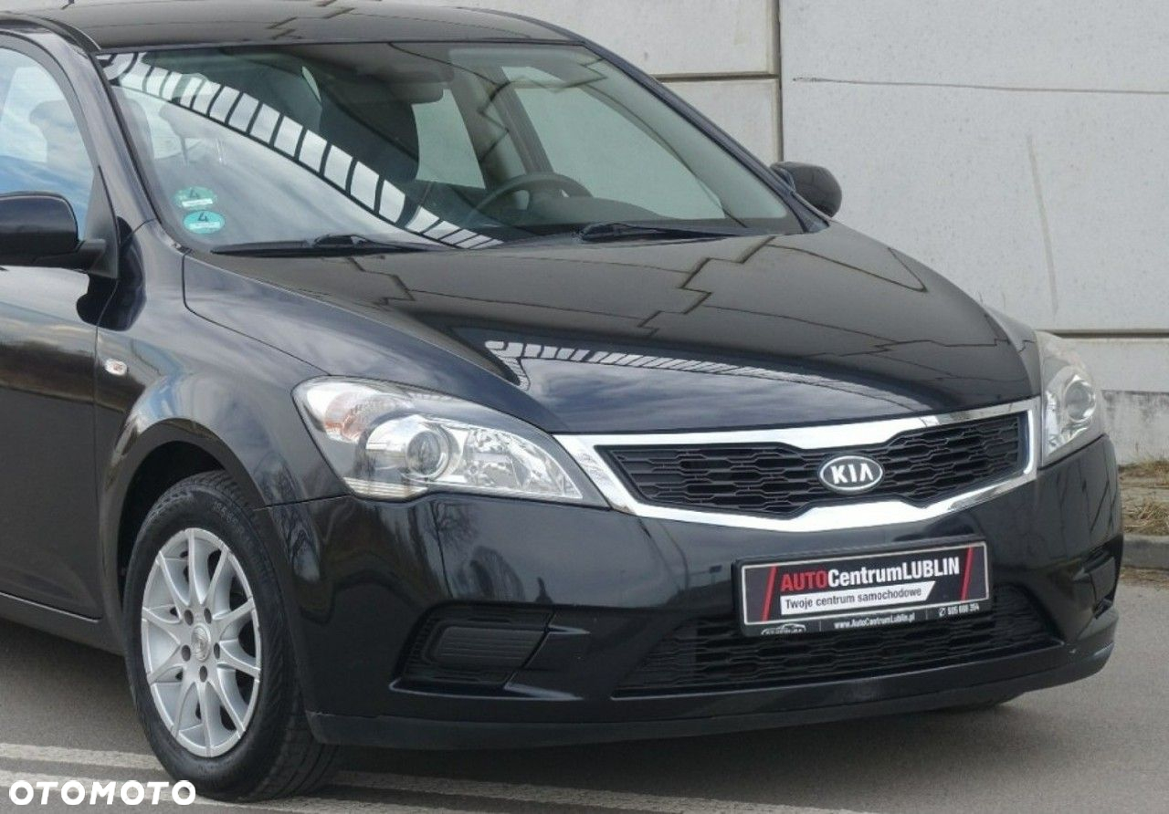 Kia Ceed - 3