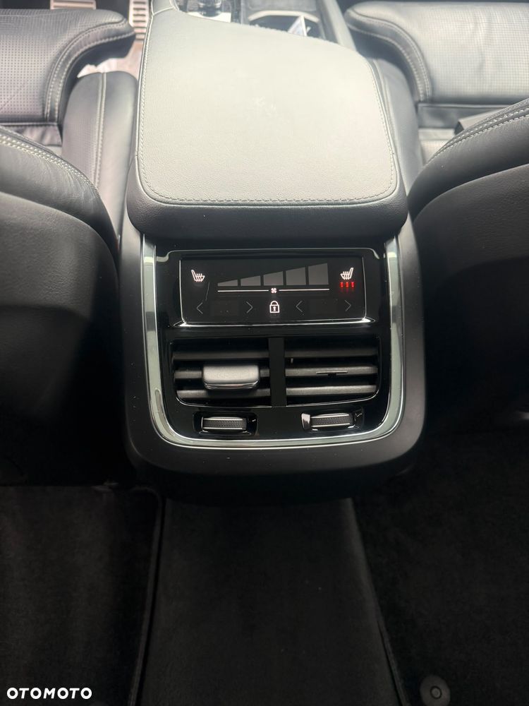 Volvo XC 90 B5 D AWD R-Design 7os - 13