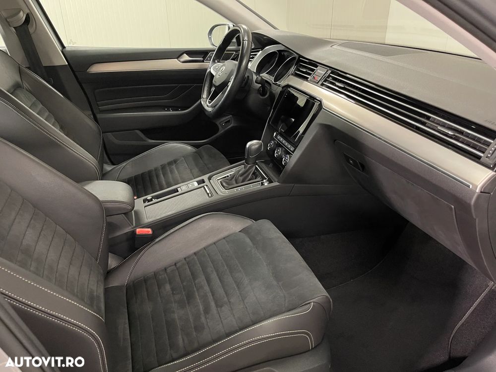 Volkswagen Passat 2.0 TDI DSG Highline - 10