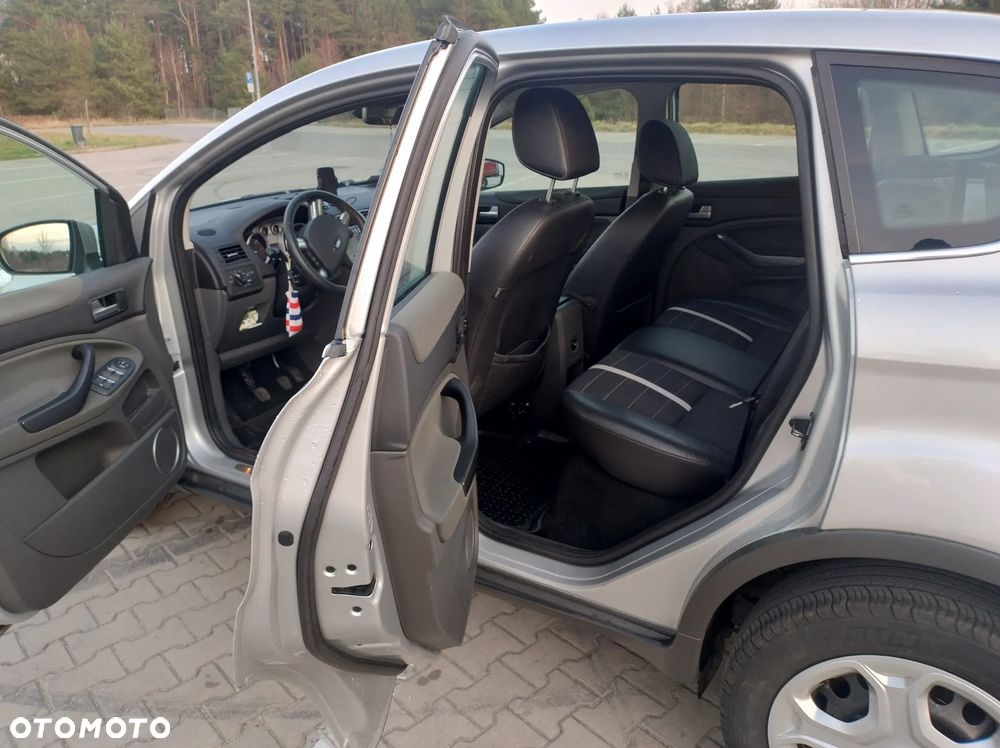 Ford Kuga 2.0 TDCi 4x4 Titanium - 13