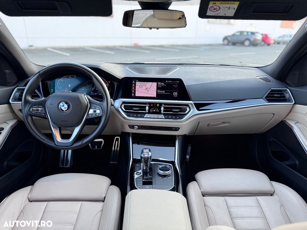 BMW Seria 3 320i Aut. Sport Line - 10