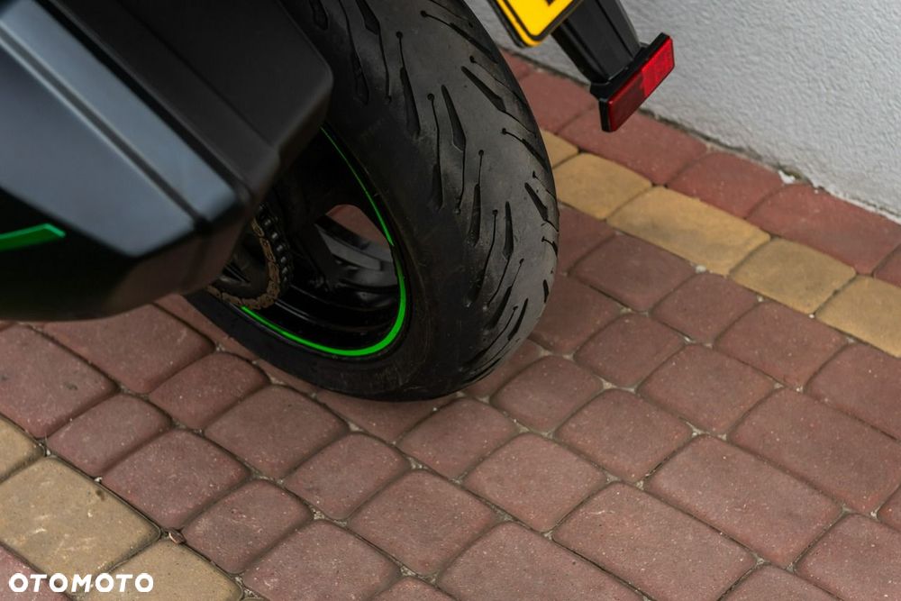 Kawasaki Versys 1000 - 10
