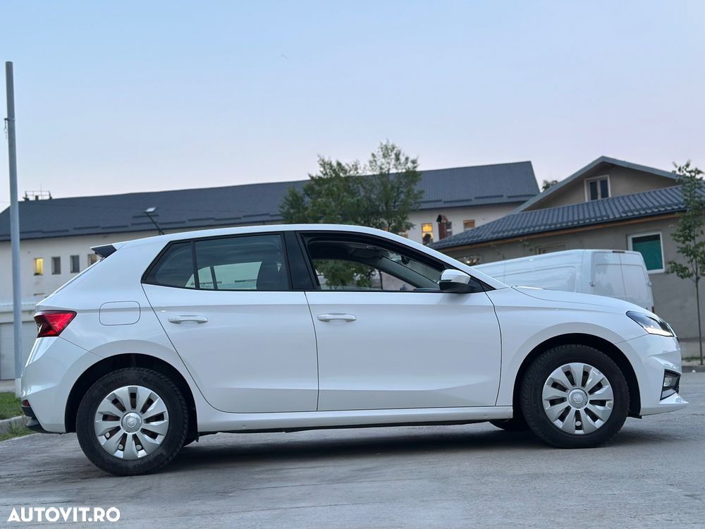 Skoda Fabia 1.0 TSI 95 CP Essence - 4