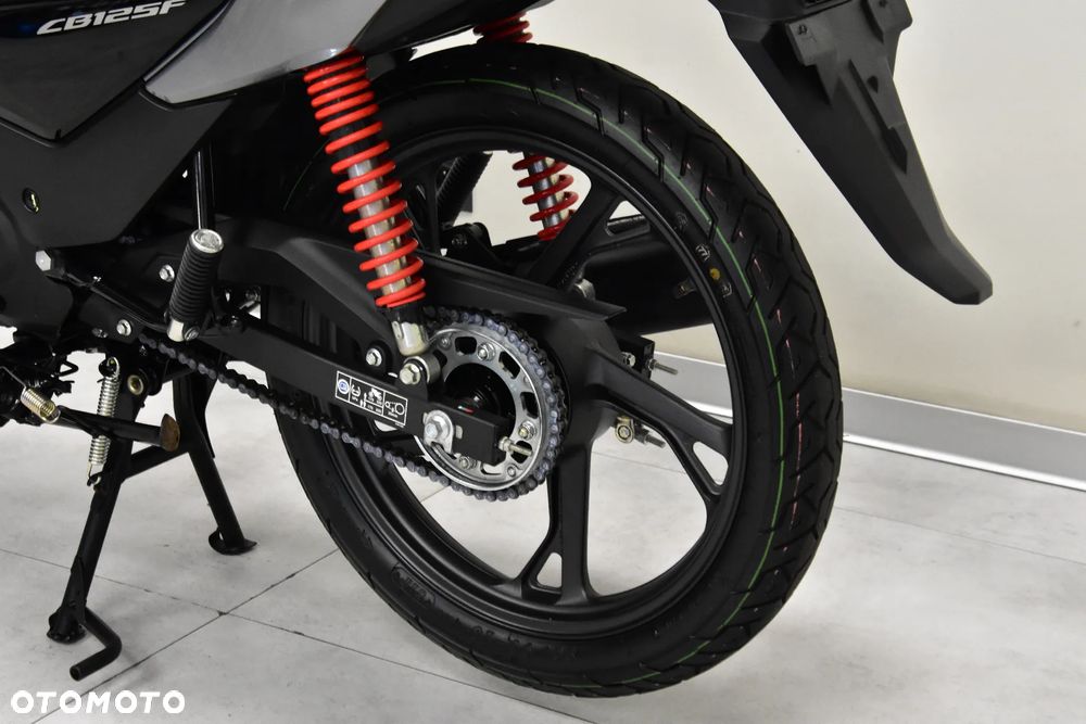 Honda CB - 40