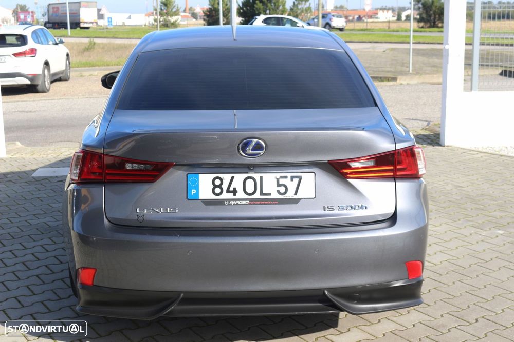 Lexus IS 300H F Sport - 19