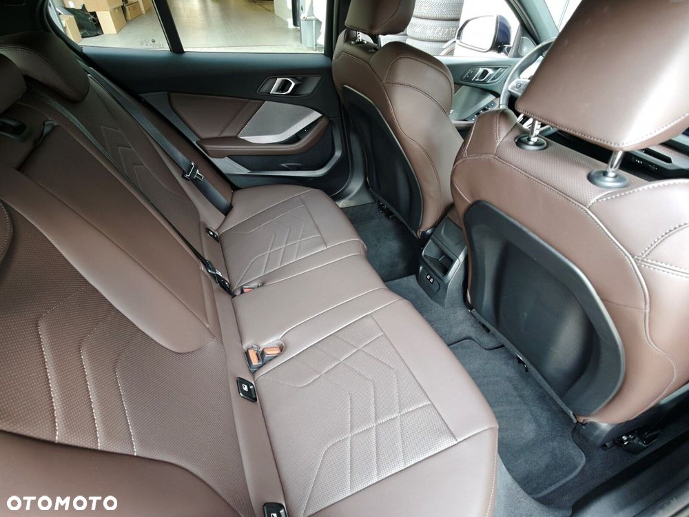 BMW Seria 1 - 13