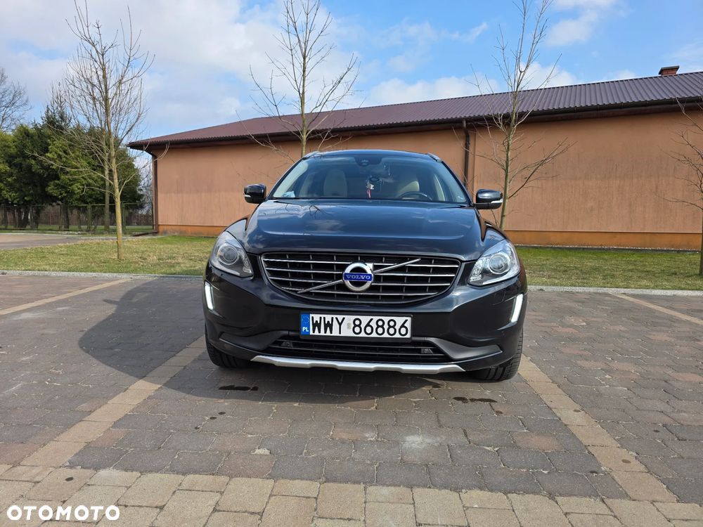 Volvo XC 60 D5 AWD Summum - 11