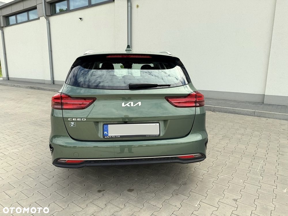 Kia Ceed 1.5 T-GDI M DCT - 16