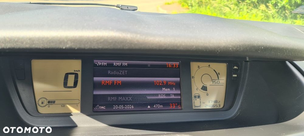 Citroën C4 Picasso - 8