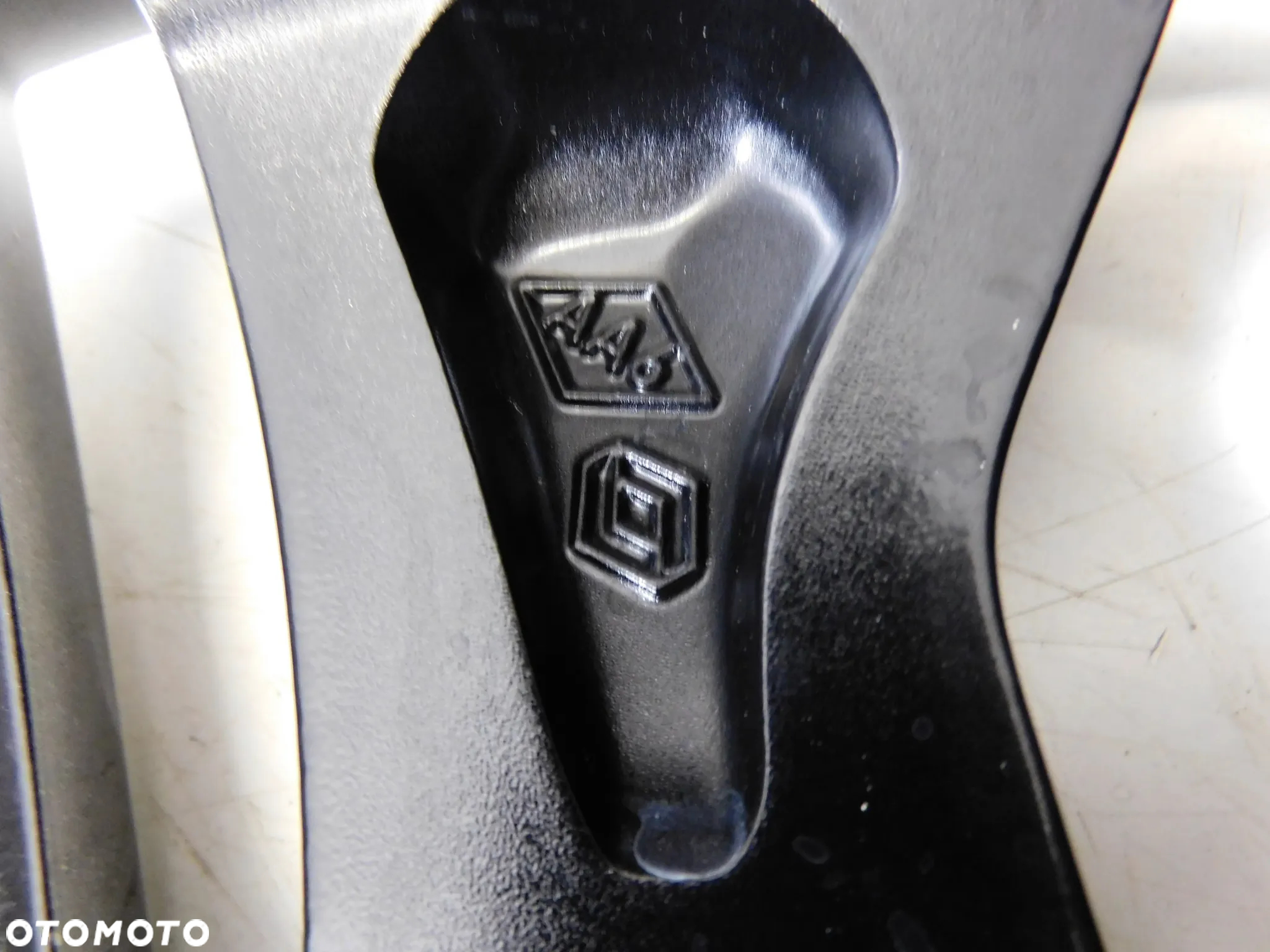 FELGI  17 TRAFIC VIVARO NV300 TALENTO Najnowsy model felg - 8