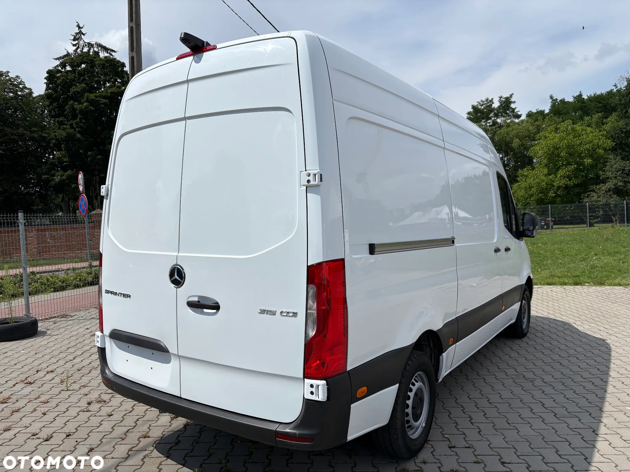 Mercedes-Benz Sprinter 315 317 - 4