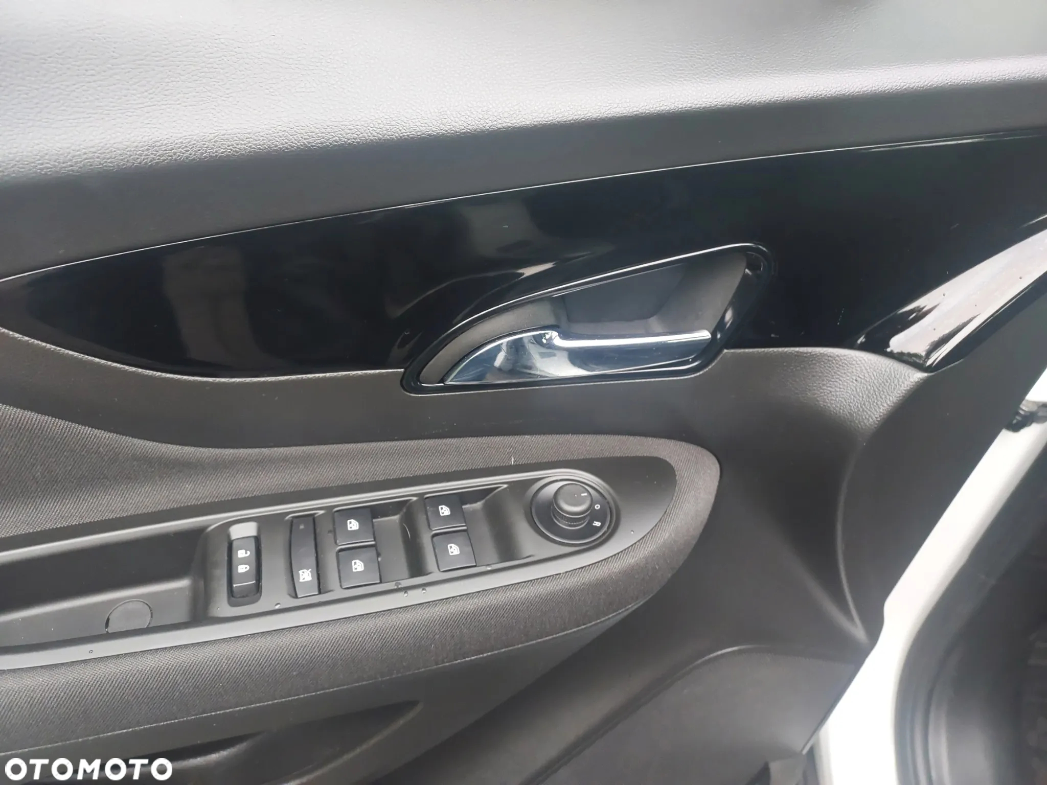 Opel Mokka X 1.6 Enjoy S&S - 10