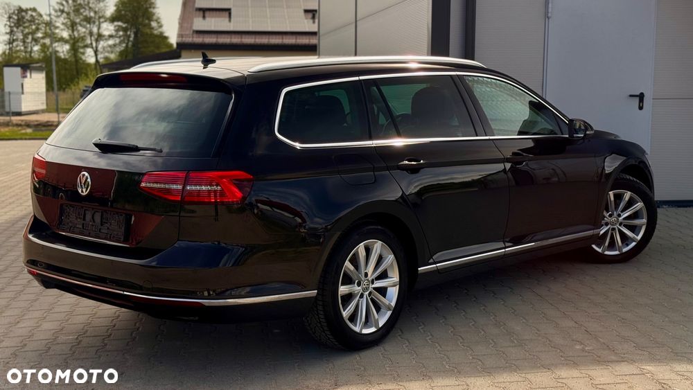 Volkswagen Passat Variant 2.0 TDI DSG (BlueMotion Technology) Highline - 27