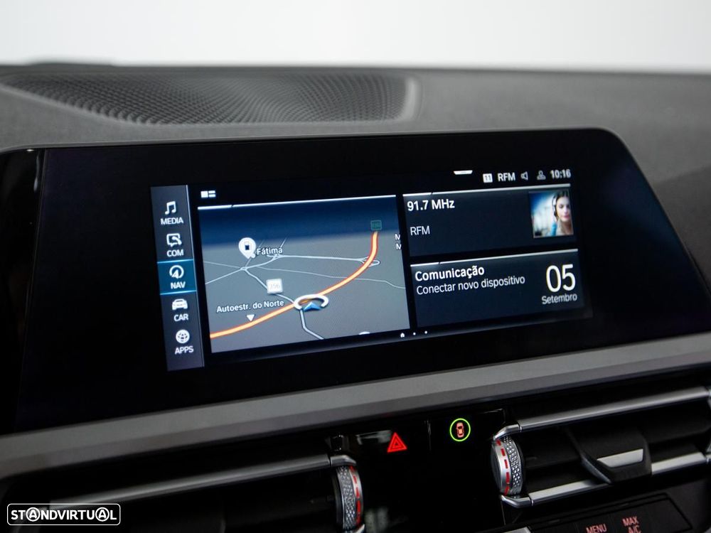 BMW 330 e Touring Corporate Edition Auto - 25