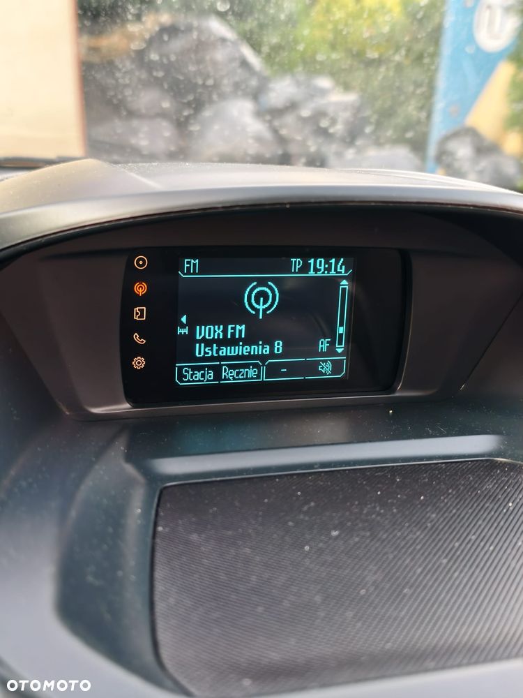 Ford Grand C-MAX - 16