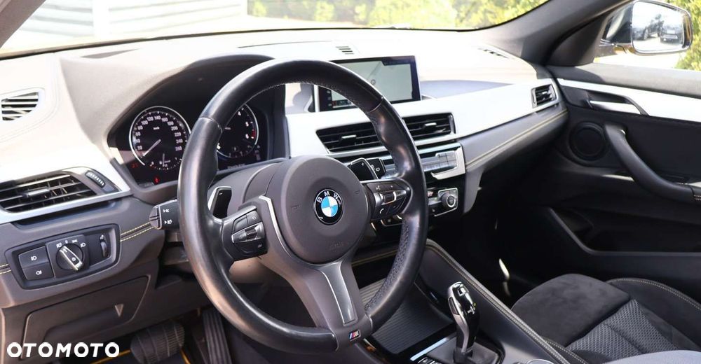 BMW X2 - 12