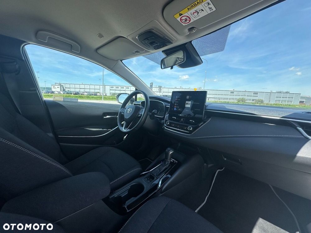Toyota Corolla 1.8 Hybrid Comfort - 18