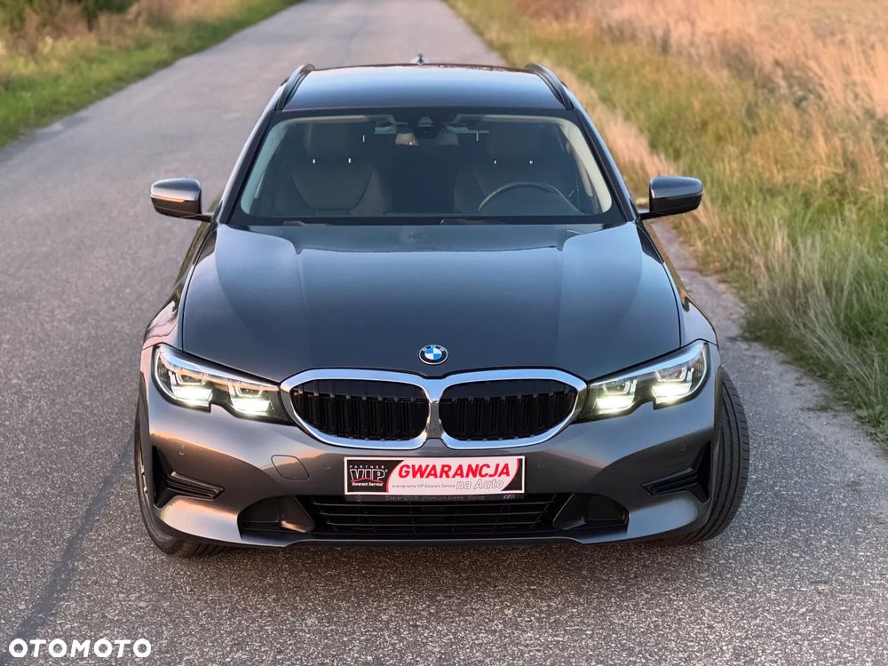BMW Seria 3 320d xDrive Advantage sport - 10