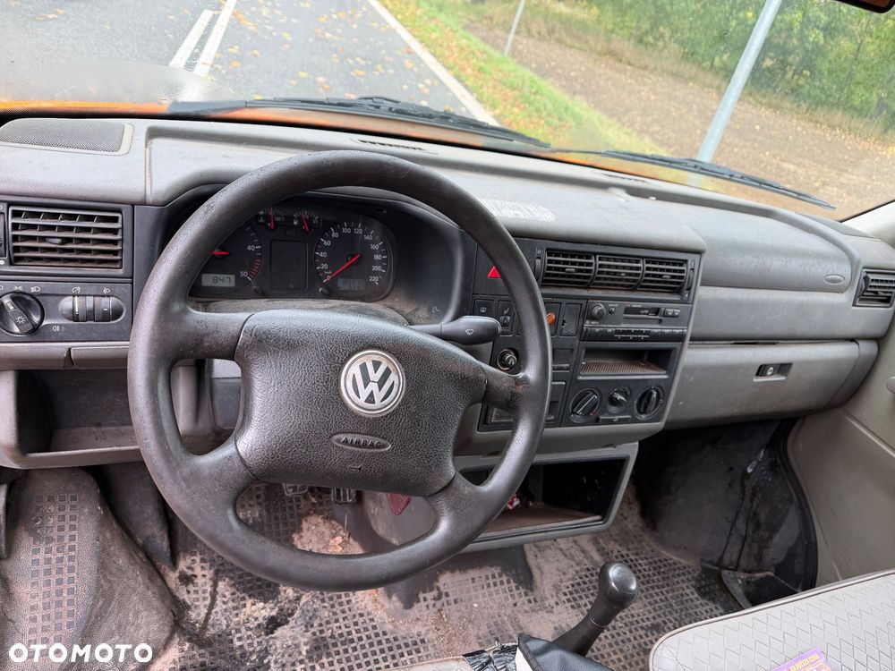 Volkswagen Transporter - 19