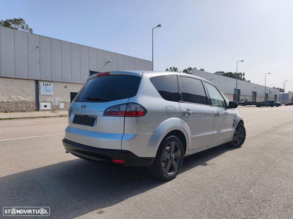 Ford S-Max 1.8 TDCi Titanium 7L - 19