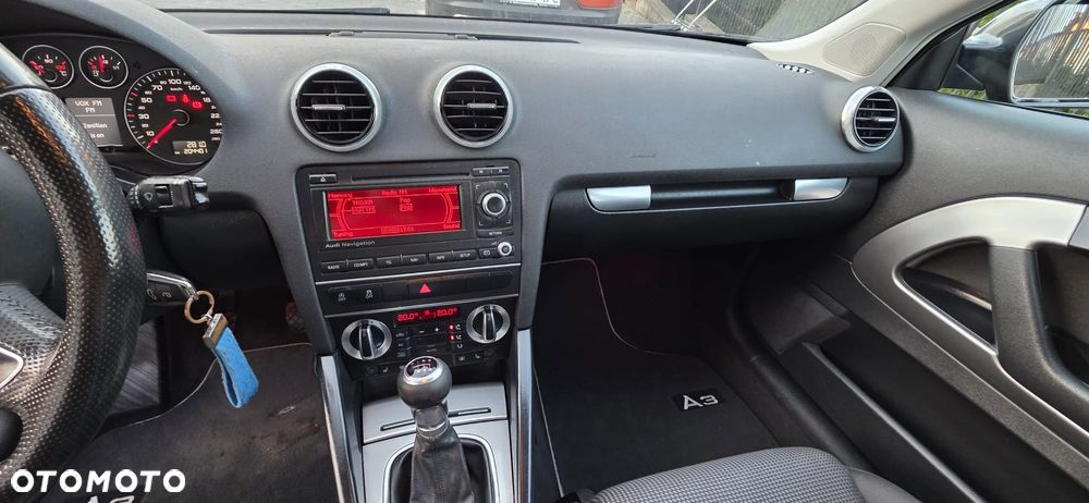 Audi A3 Sportback 2.0 TDI DPF Ambiente - 7