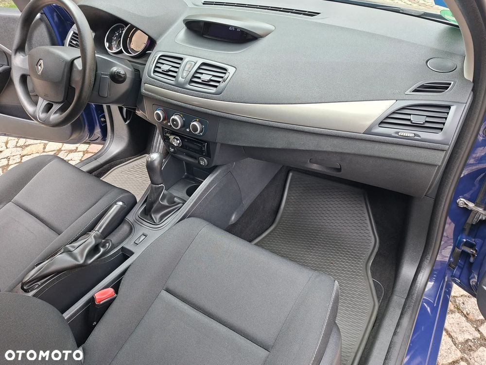 Renault Megane 1.6 16V 100 Authentique - 19