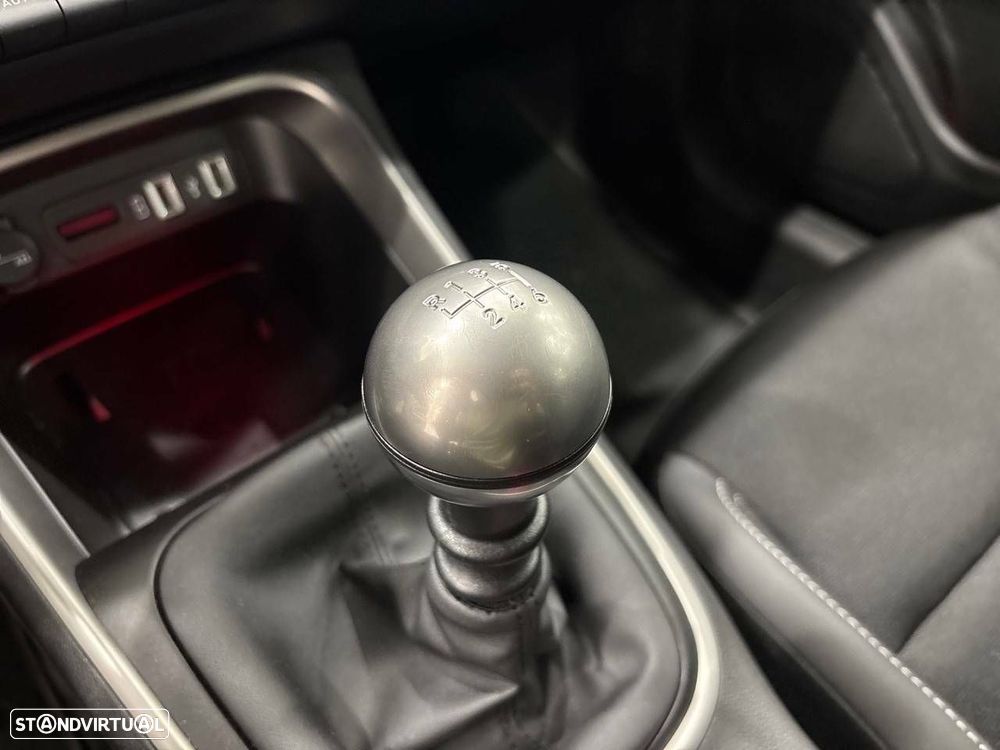 Jeep Avenger 1.2 GSE T3 Summit - 21