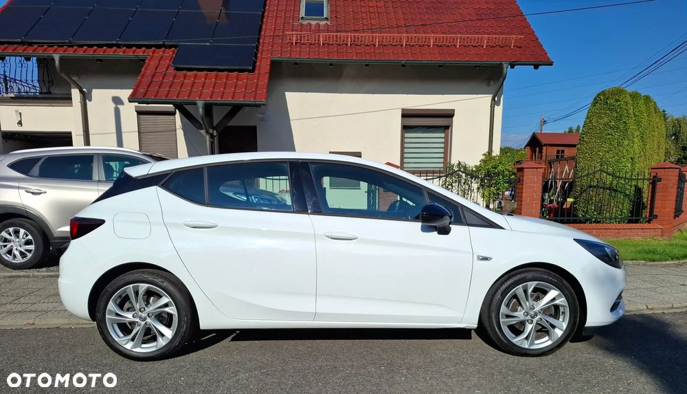 Opel Astra V 1.2 T GS Line S&S - 9