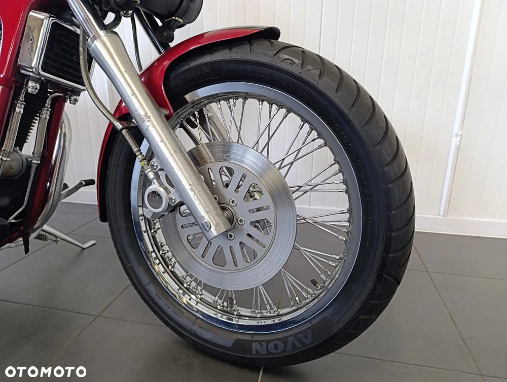 Suzuki Intruder - 5