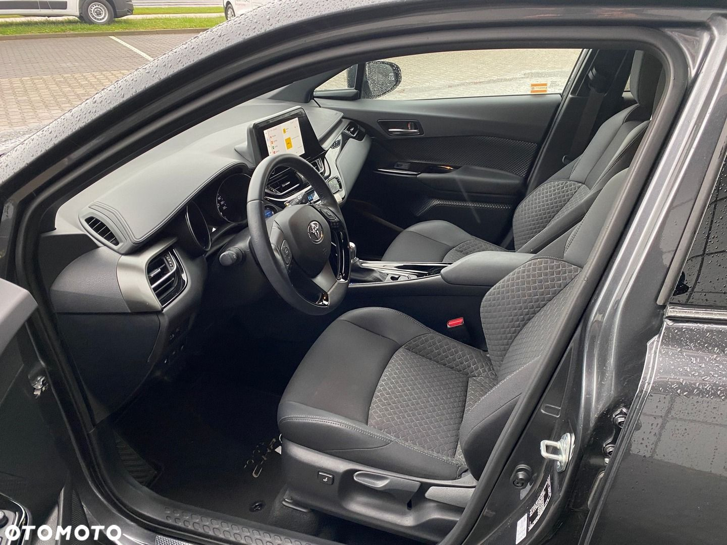 Toyota C-HR - 8