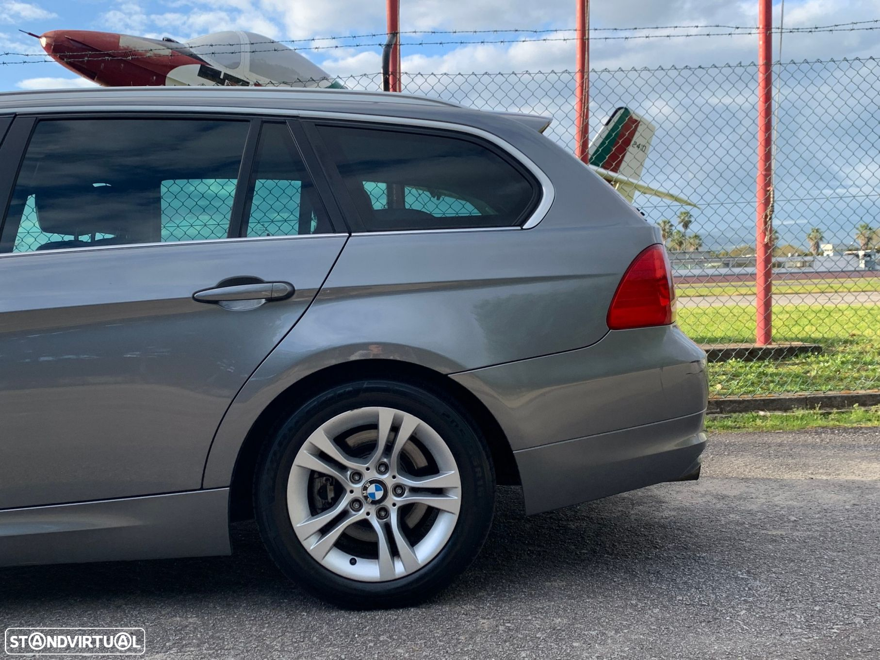 BMW 320 d Touring Navigation - 16