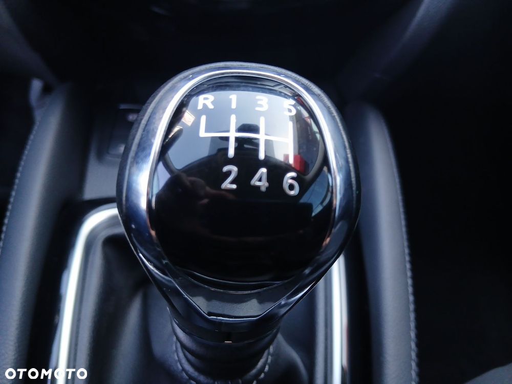 Nissan Qashqai 1.3 DIG-T N-Style EU6d - 32