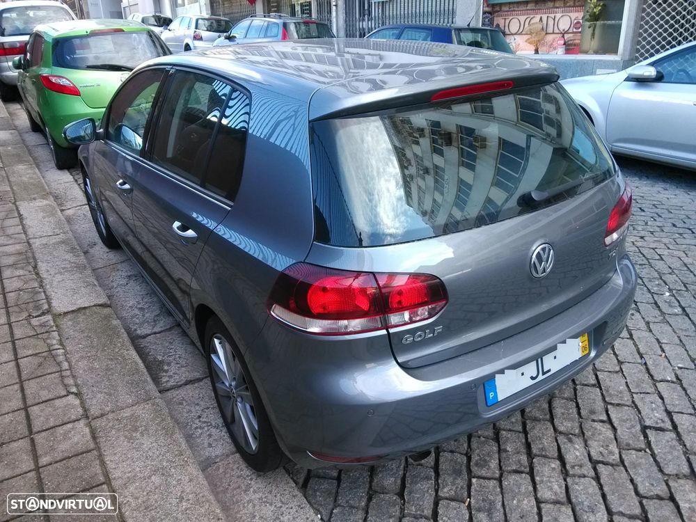 VW Golf 1.6 TDi Highline - 5