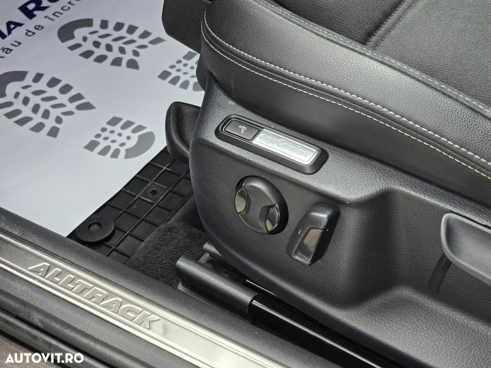 Volkswagen Passat Alltrack - 19