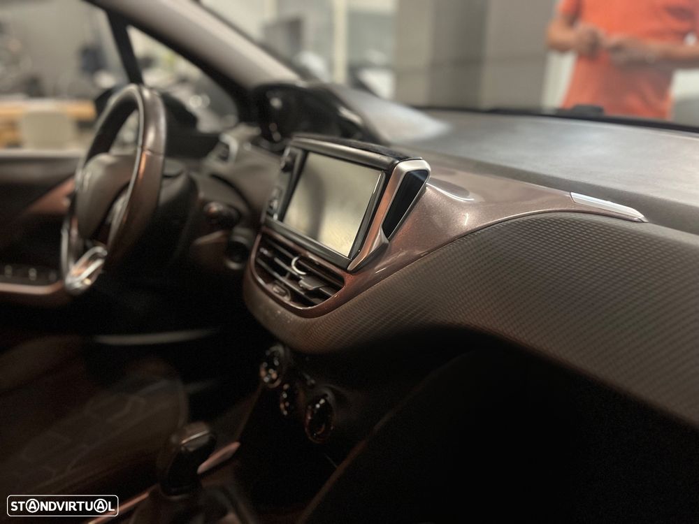 Peugeot 2008 1.2 PureTech Allure - 19