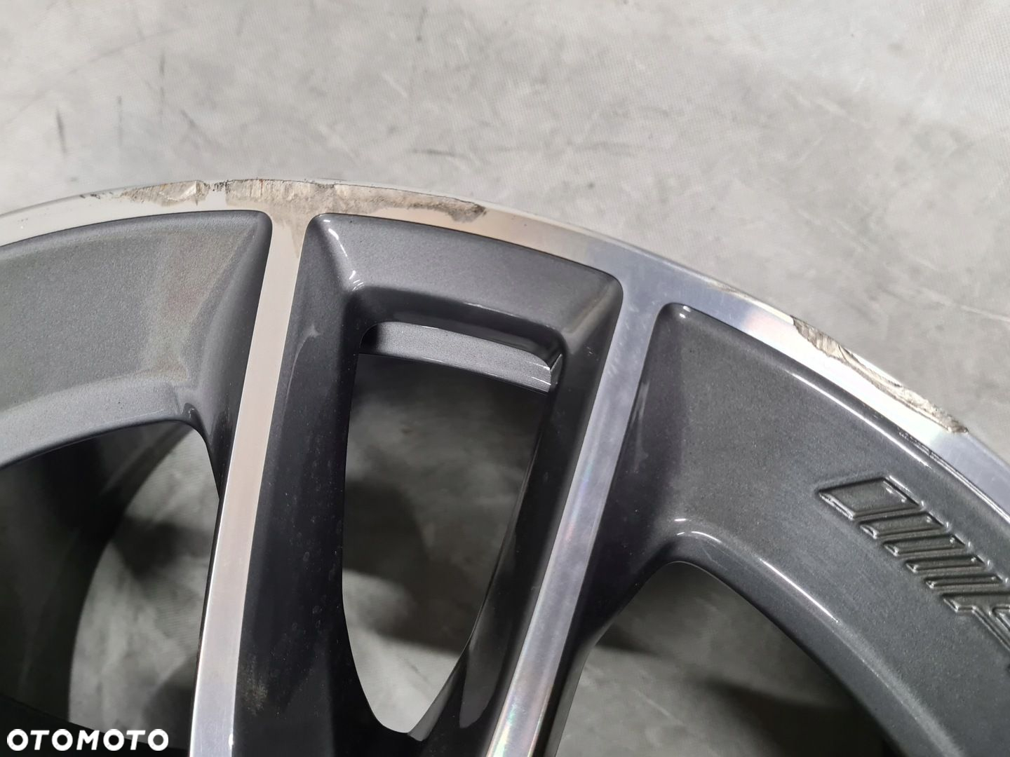 Felga Mercedes GT AMG A2904010200 9,5x19 ET22,5 - 3