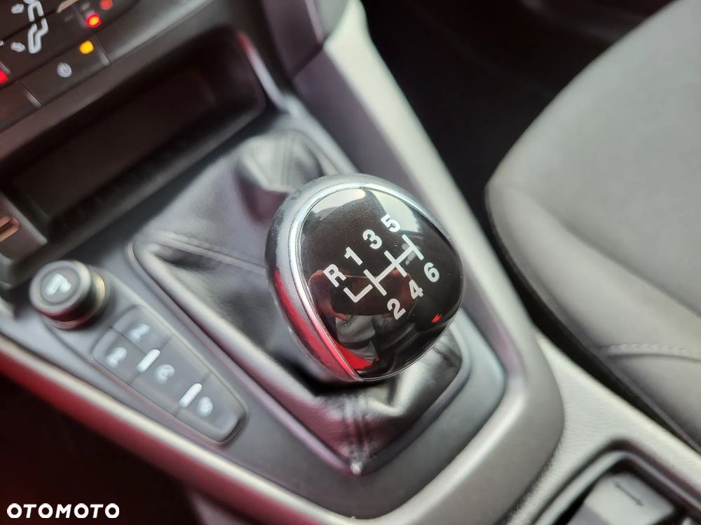 Ford Focus - 15
