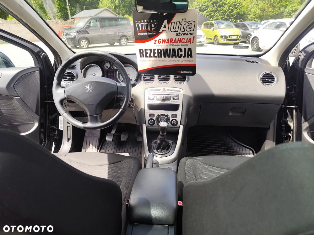 Peugeot 308 - 23