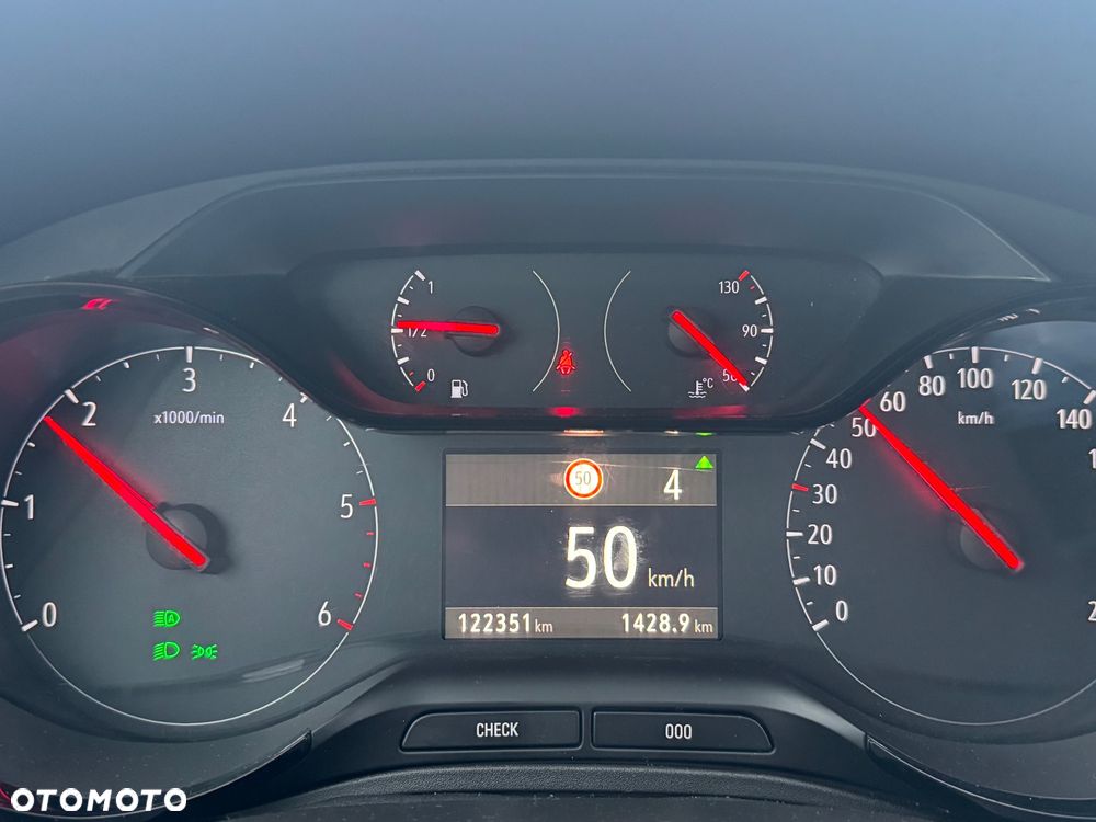 Opel Grandland X 1.6 D Start/Stop INNOVATION - 13